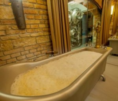 Dopřejte si relax a oprostěte se od stresu díky pivním lázním