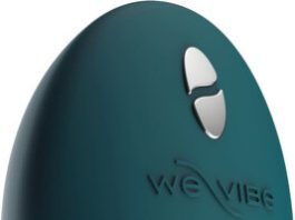 We-Vibe Touch X green velvet