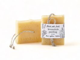 Mýdlárna Koukol Tuhé mýdlo peelingové jemné - Levandule (95 g) - pro každodenní použití